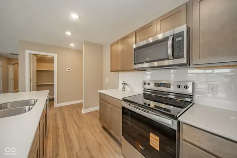402 Luellen Way New Castle IN 47362