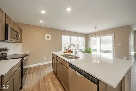 402 Luellen Way New Castle IN 47362