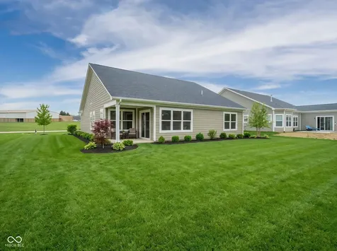 402 Luellen Way New Castle IN 47362