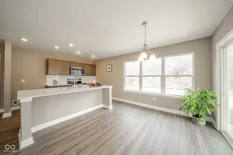 402 Luellen Way New Castle IN 47362