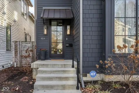 954 Stillwell Street Indianapolis IN 46202