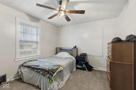 154 E Washington Street Mooresville IN 46158