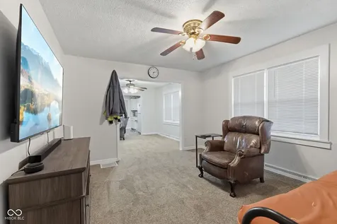 154 E Washington Street Mooresville IN 46158