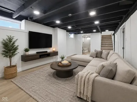 4532 Kingsley Drive Indianapolis IN 46205