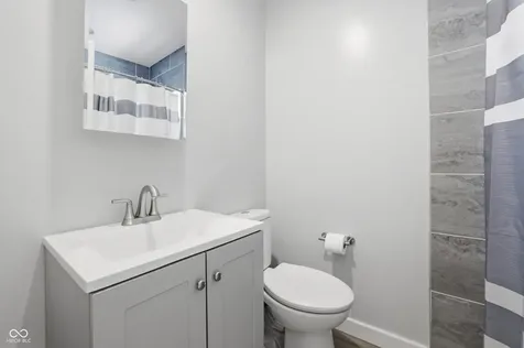 4532 Kingsley Drive Indianapolis IN 46205