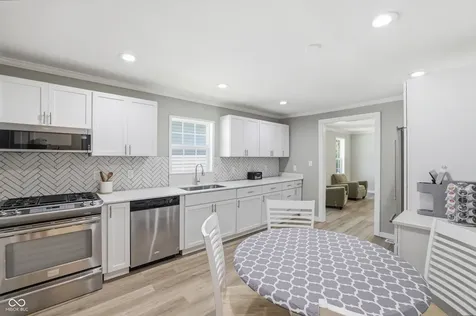4532 Kingsley Drive Indianapolis IN 46205