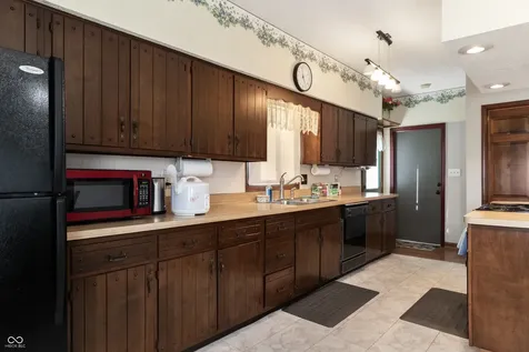 5601 Riva Ridge Drive Indianapolis IN 46237