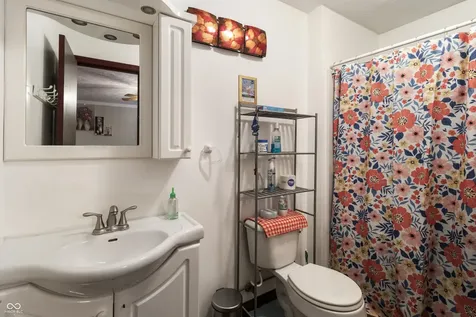 5601 Riva Ridge Drive Indianapolis IN 46237