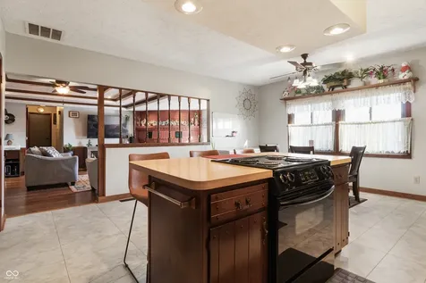 5601 Riva Ridge Drive Indianapolis IN 46237