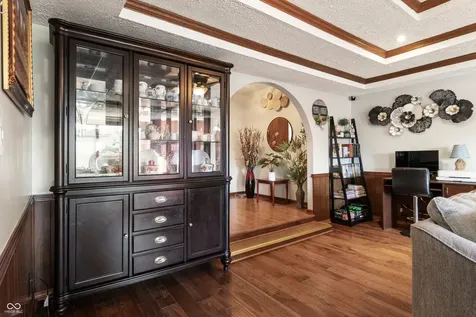 5601 Riva Ridge Drive Indianapolis IN 46237