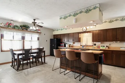 5601 Riva Ridge Drive Indianapolis IN 46237