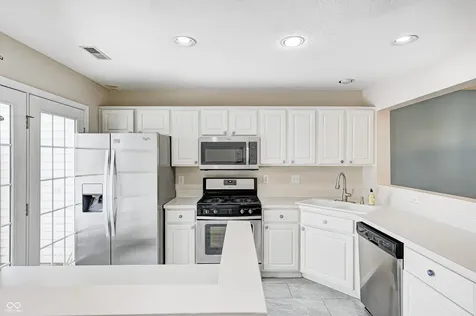 12673 Ladson Street Fishers IN 46038