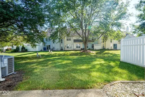 12673 Ladson Street Fishers IN 46038