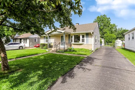 4737 Payton Avenue Indianapolis IN 46226