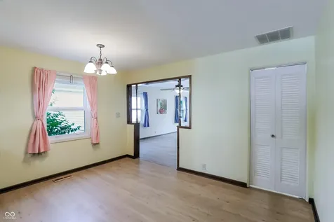 4737 Payton Avenue Indianapolis IN 46226