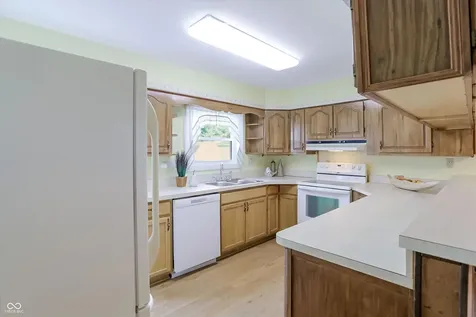 4737 Payton Avenue Indianapolis IN 46226