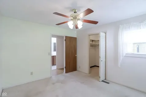 4737 Payton Avenue Indianapolis IN 46226
