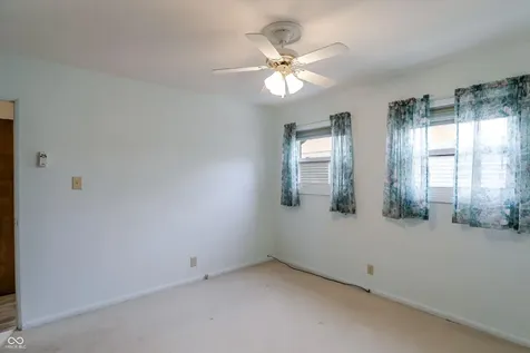 4737 Payton Avenue Indianapolis IN 46226