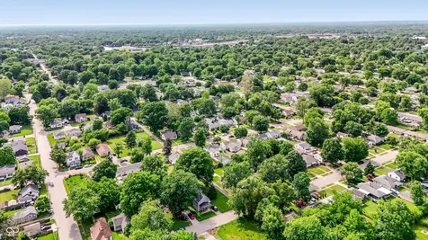 4737 Payton Avenue Indianapolis IN 46226