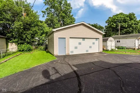 4737 Payton Avenue Indianapolis IN 46226