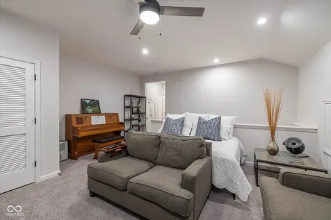 825 Stone Trace Court Avon IN 46123