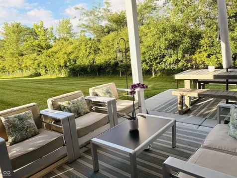 825 Stone Trace Court Avon IN 46123