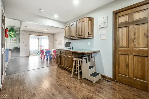 7315 S Meridian Street Indianapolis IN 46217