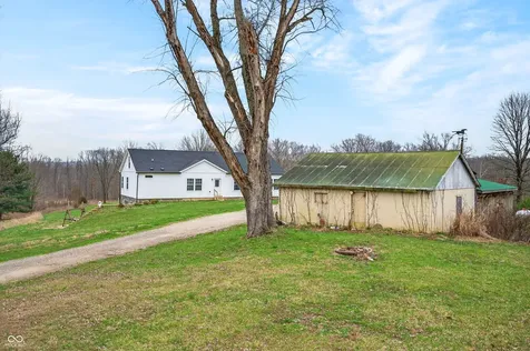 7408 N Tree Farm Road Solsberry IN 47459