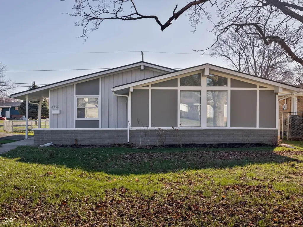 2621 Hillside Avenue Indianapolis IN 46218