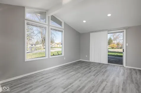 2621 Hillside Avenue Indianapolis IN 46218