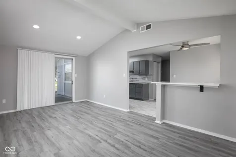 2621 Hillside Avenue Indianapolis IN 46218