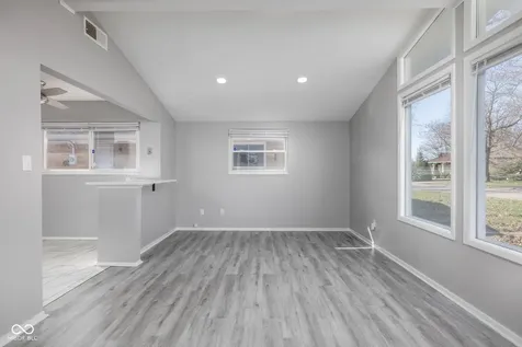 2621 Hillside Avenue Indianapolis IN 46218