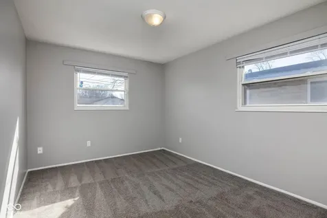 2621 Hillside Avenue Indianapolis IN 46218