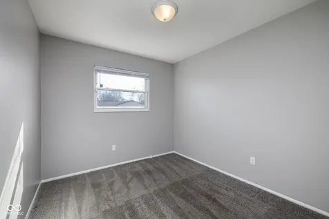 2621 Hillside Avenue Indianapolis IN 46218