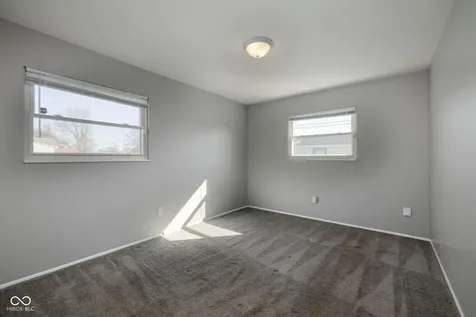 2621 Hillside Avenue Indianapolis IN 46218