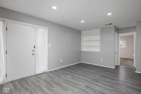2621 Hillside Avenue Indianapolis IN 46218