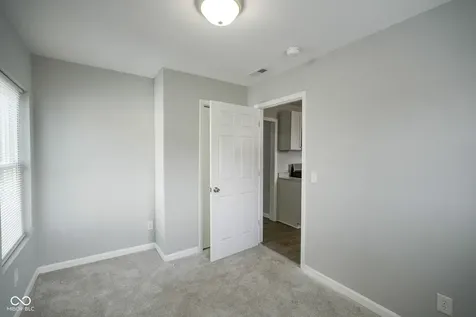 3515 E 10th Street Indianapolis IN 46201