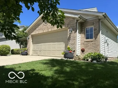 6728 Ennis Way Indianapolis IN 46237
