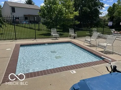 6728 Ennis Way Indianapolis IN 46237