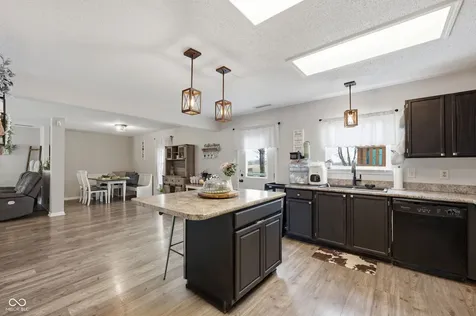 345 Sunburst Lane Greenwood IN 46143