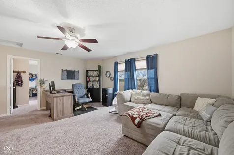 345 Sunburst Lane Greenwood IN 46143