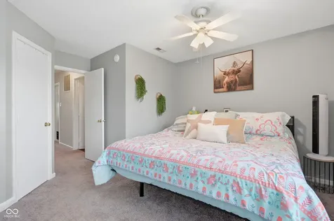 345 Sunburst Lane Greenwood IN 46143