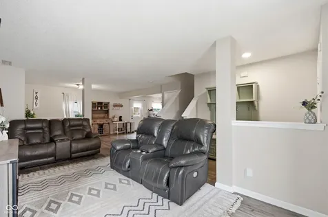 345 Sunburst Lane Greenwood IN 46143