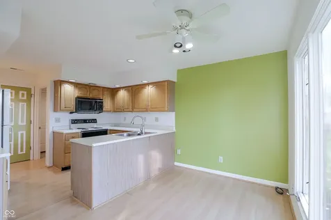 1671 Cloister Drive Indianapolis IN 46260