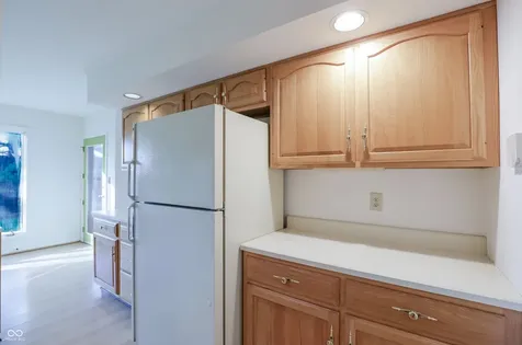 1671 Cloister Drive Indianapolis IN 46260