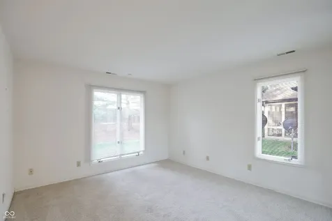 1671 Cloister Drive Indianapolis IN 46260
