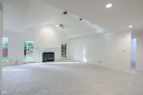 1671 Cloister Drive Indianapolis IN 46260