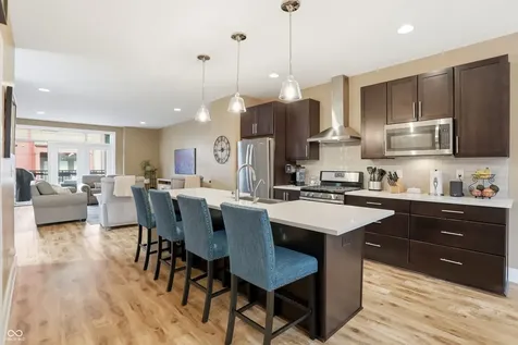 609 Pomeroy Street Indianapolis IN 46202