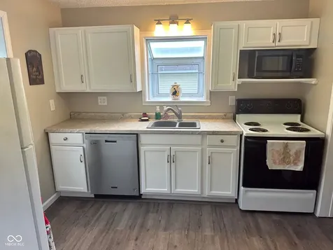767 Laymon Avenue Spencer IN 47460