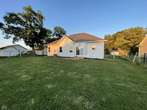 239 N Coventry Drive Anderson IN 46012